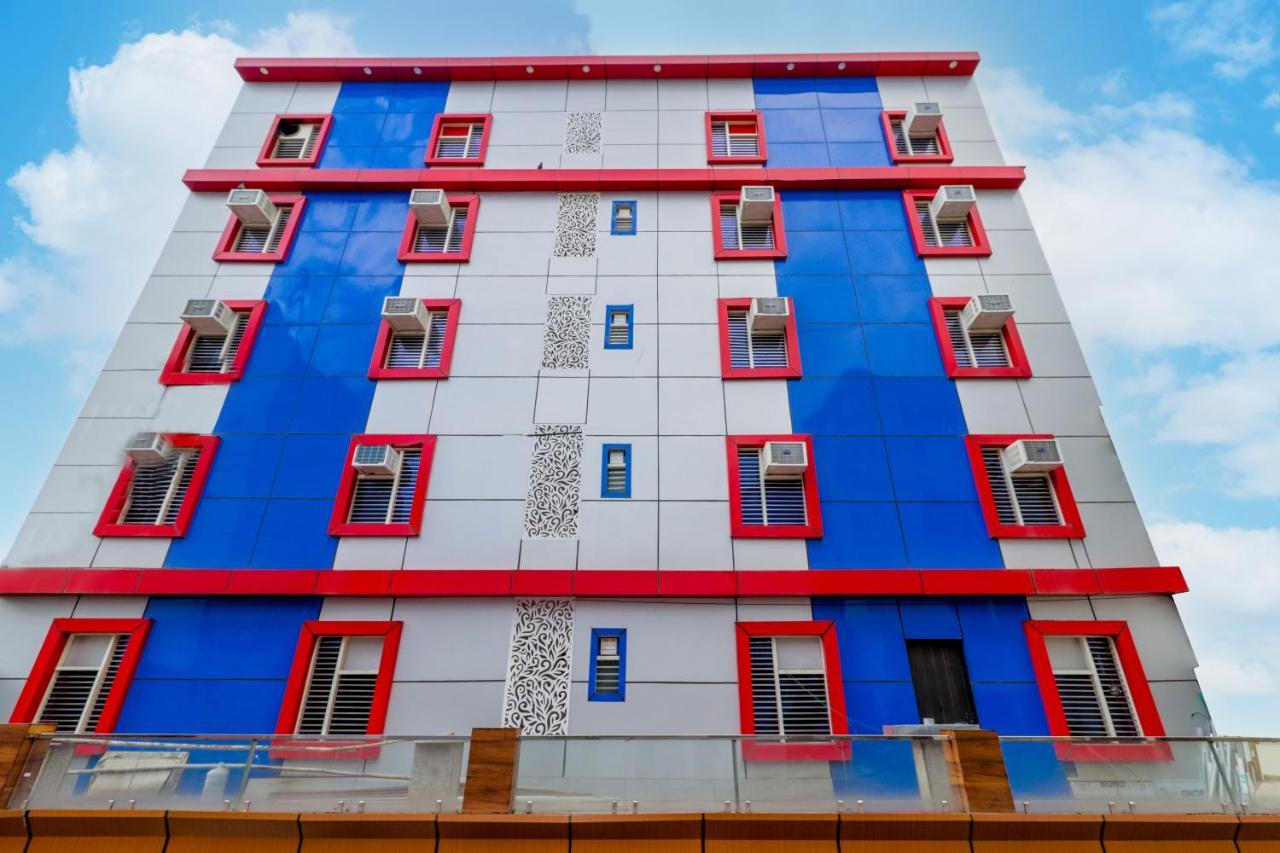 Airport Hotel Shivaka Inn نيودلهي المظهر الخارجي الصورة
